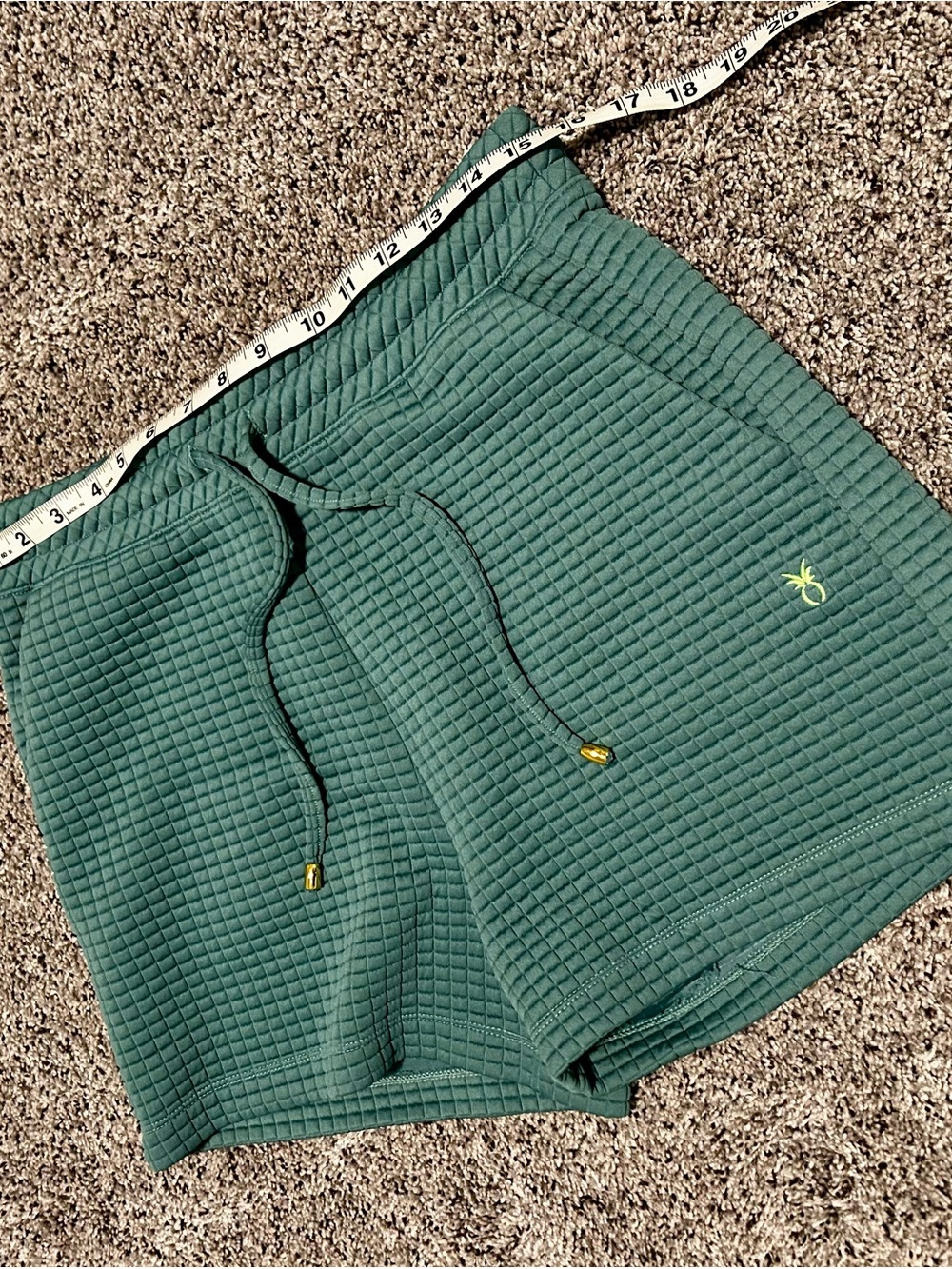 Dudley Stephens Sz M Waffle Shorts